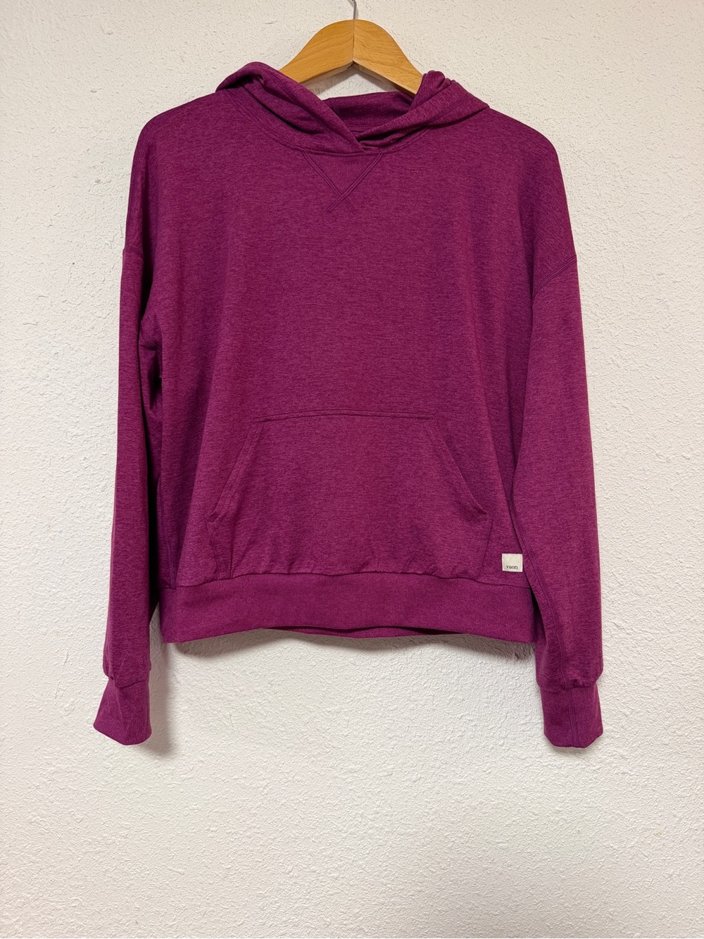 Vuori Magenta Halo Pullover Hoodie medium